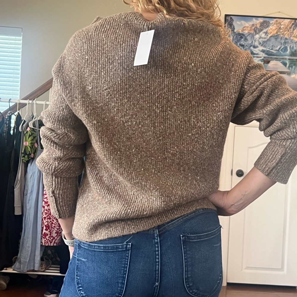 Women's Brown Sweater New, never worn